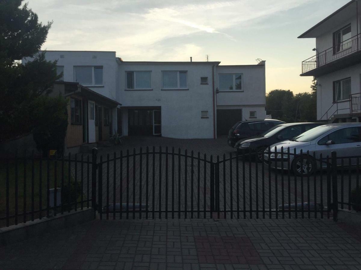 Ow Irena Chlapowo Apartment Władysławowo Exterior foto
